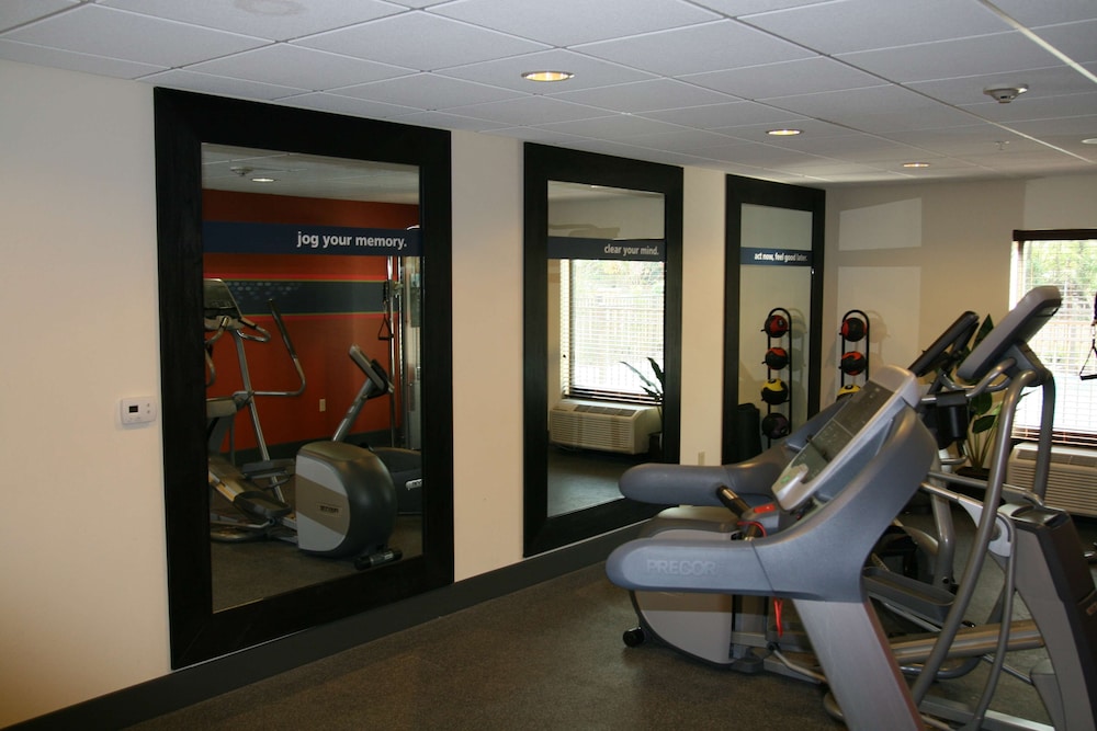 Hampton Inn & Suites Lebanon - photo 35