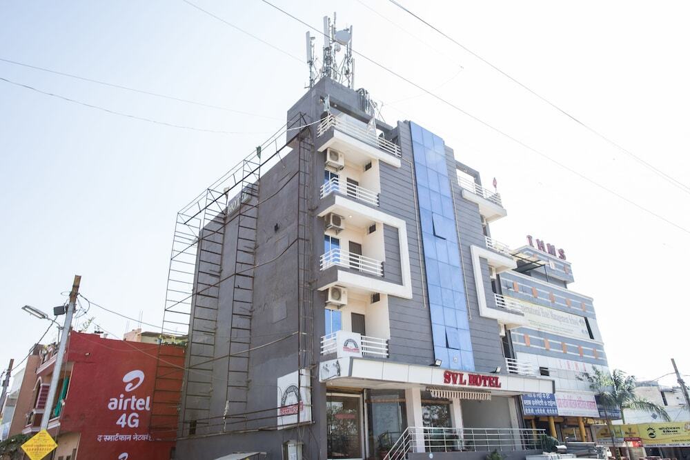 Oyo 5426 Hotel Svl — Indore