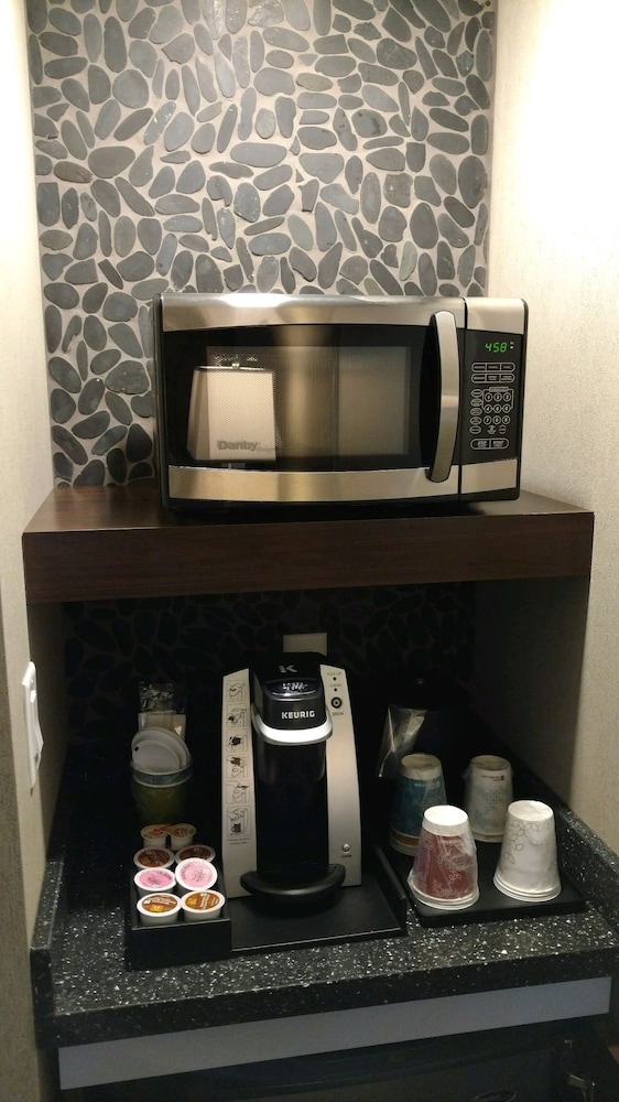 Hilton Garden Inn Olympia - photo 10