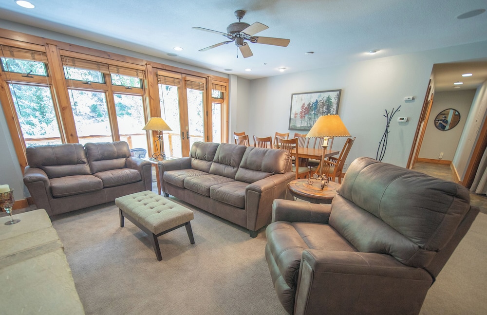 Timbers 3074 Ofb in Keystone, United States