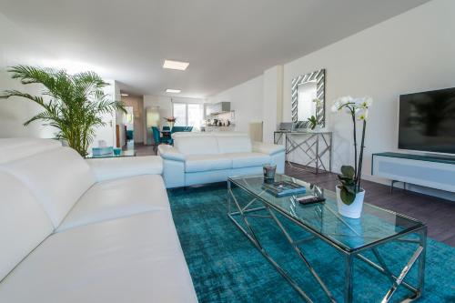 Suites Mana Le Manaloft Chic Et Moderne Avec Salle Privee de Fitness En Plein Centre Ville de Rethel — hotel in Rethel