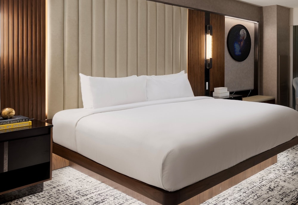 MGM Grand Hotel & Casino - photo 13