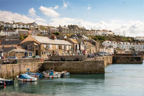 Harbour Inn — hotel in Porthleven