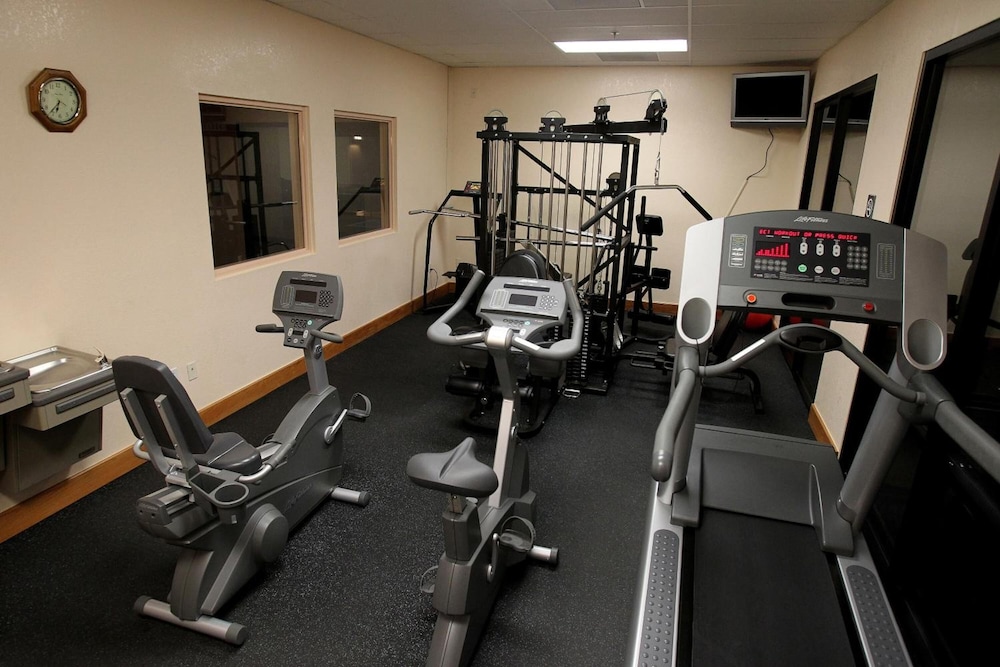 Gateway Studio Suites - photo 24
