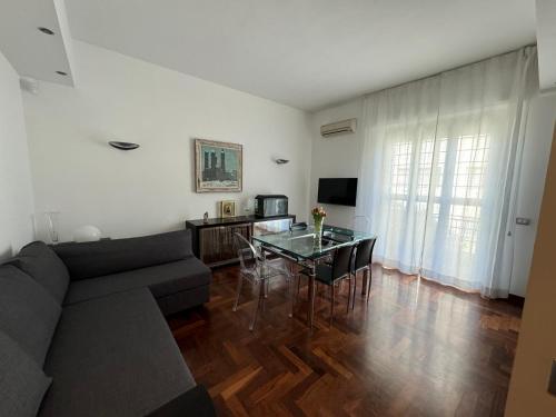 StazioneSanPietro53 — 4-Star Luxury Hotel in Rome, Italy