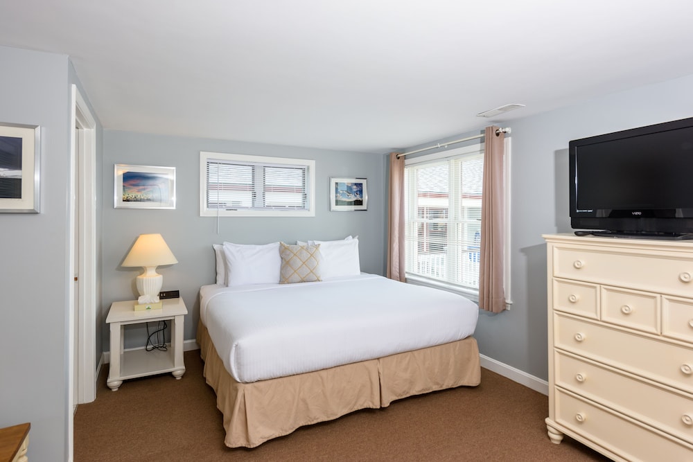 MV Surfside Hotel - photo 25