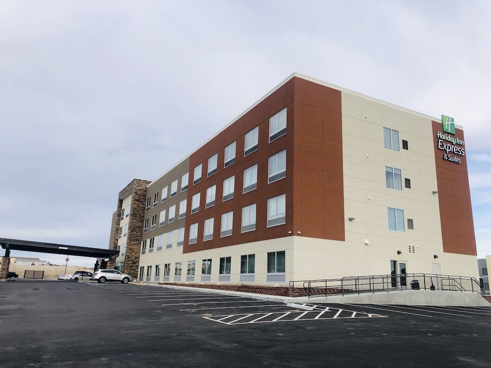 Holiday Inn Express & Suites Elko by IHG - photo 54