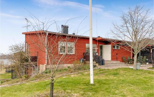 3 Bedroom Stunning Home In Huskvarna — 4-Star Luxury Hotel in Huskvarna, Sweden