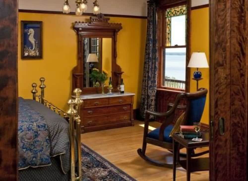 Old Rittenhouse Inn - carbon neutral hotel in Bayfield