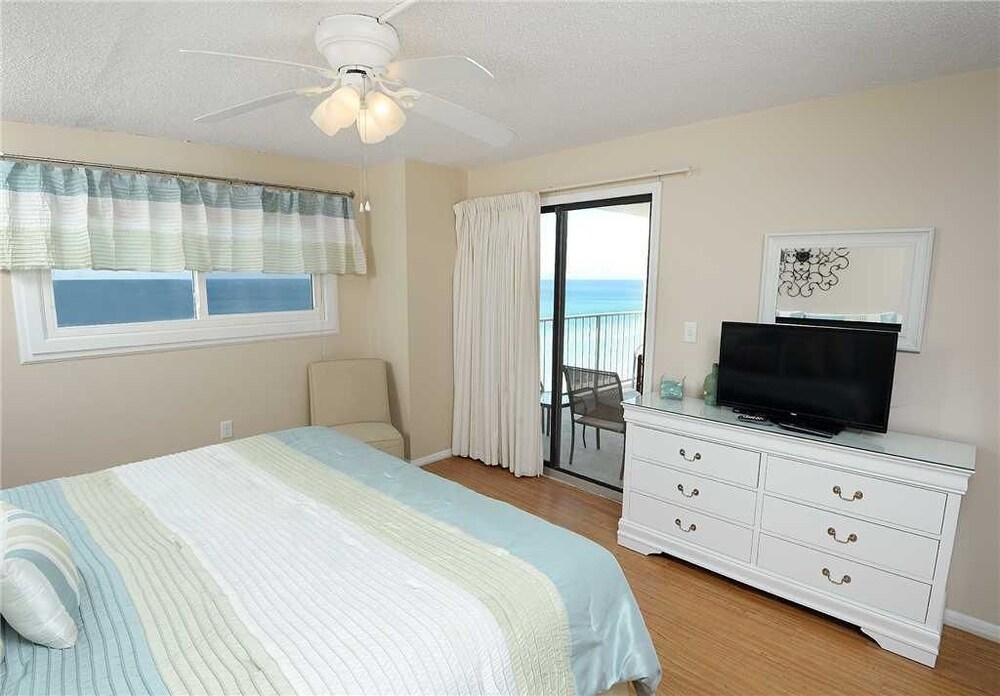 Regency Towers 1013 Two Bedroom Condo - photo 3