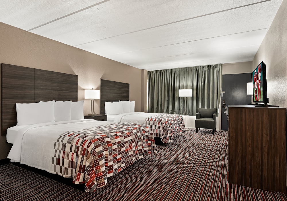 Red Roof Inn Reading - photo 5