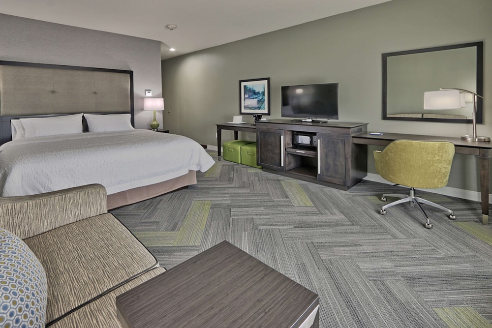 Hampton Inn & Suites Guthrie - photo 7
