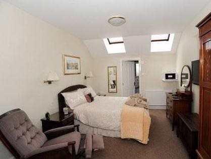Chinthurst B&B Guest house
