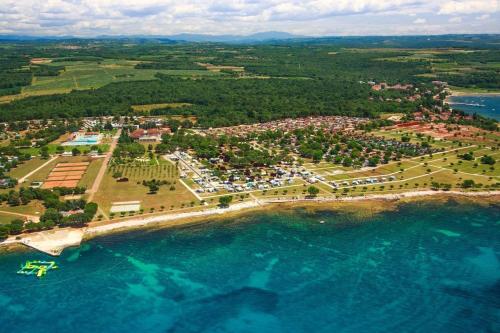 Panorama Mobile Homes in Camping Park Umag — 4-Star Luxury Hotel in Brtonigla, Croatia