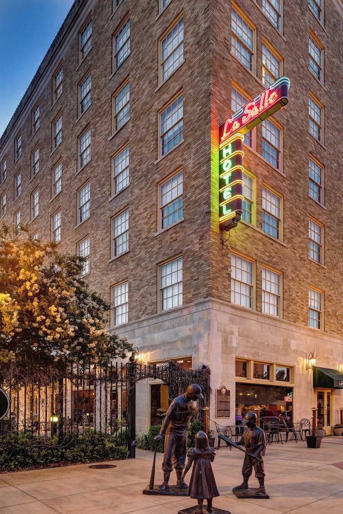 LaSalle Boutique Hotel - photo 41