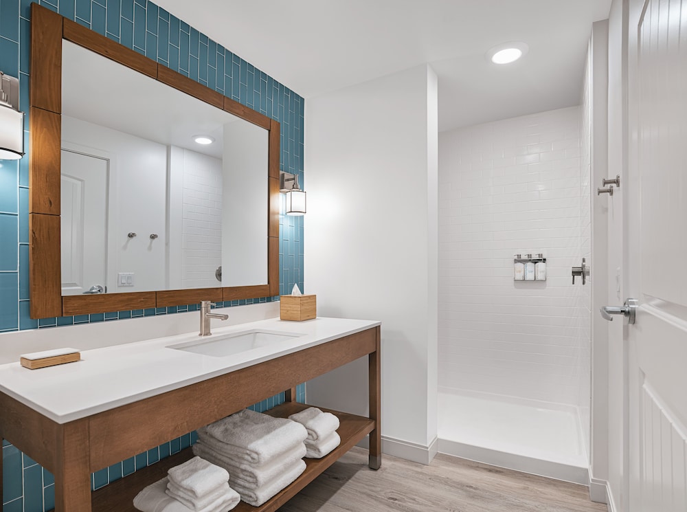Compass by Margaritaville in Medford - photo 14