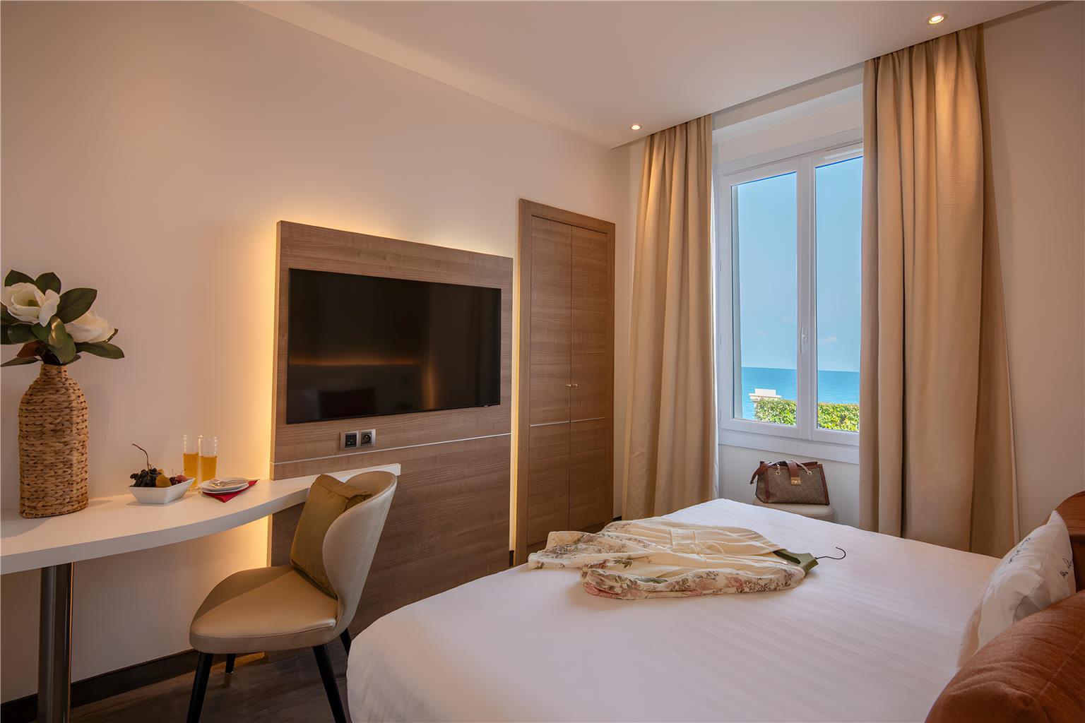 Best Western Premier Hotel Prince De Galles — Menton — photo 4