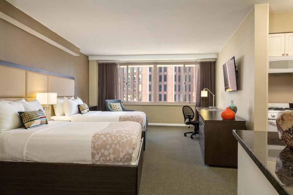 The Windsor Suites - photo 8