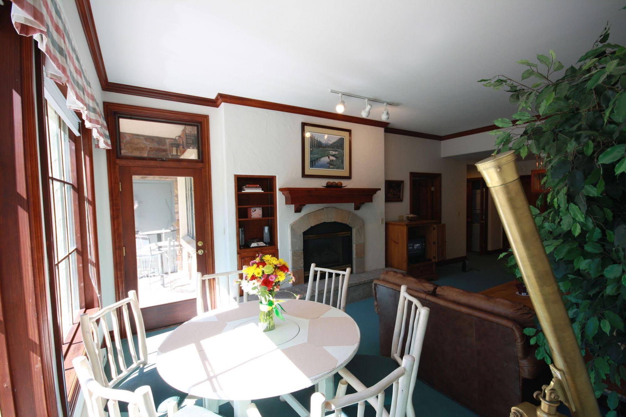 Snowberry by Elevation Accommodations - photo 33