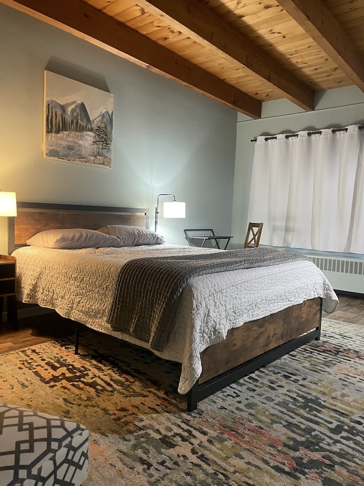 The Arsenal Inn - photo 15