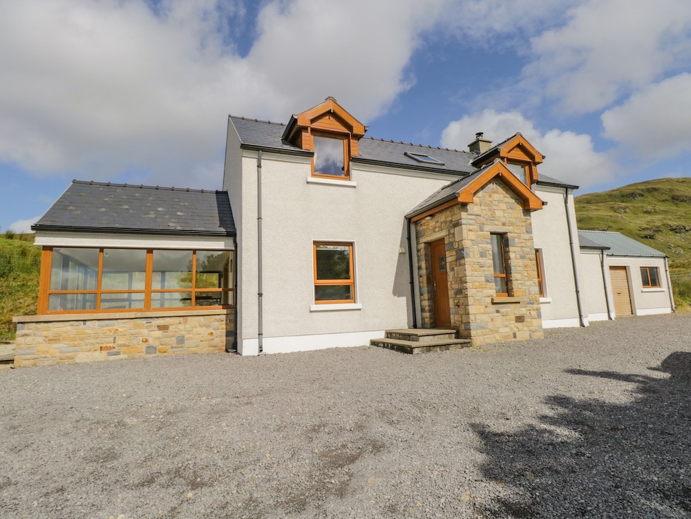Blue Stack House — 4-Star Luxury Hotel in Donegal, Republic of Ireland