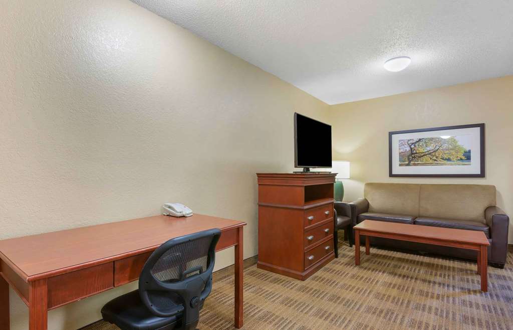 Extended Stay America Suites Toledo Maumee - photo 22