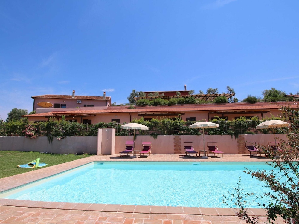 Farmhouse in Montalto Near Sandy Beaches — 4-Star Luxury Hotel in Montalto Di Castro, Italy