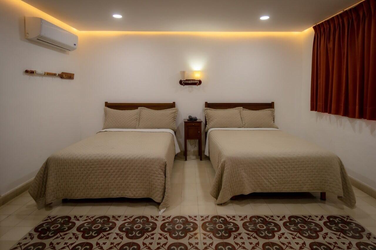 Guest room
