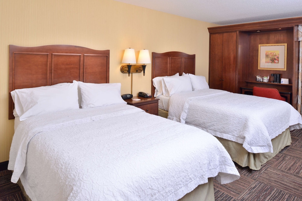 Hampton Inn Elkhart IN - photo 7