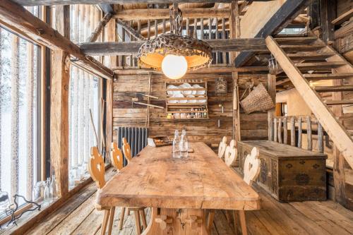 Tannhäuser Mountain Chalet — 4-Star Luxury Hotel in Predoi, Italy