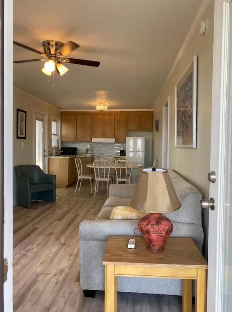 Rio Motel and Suites - photo 24