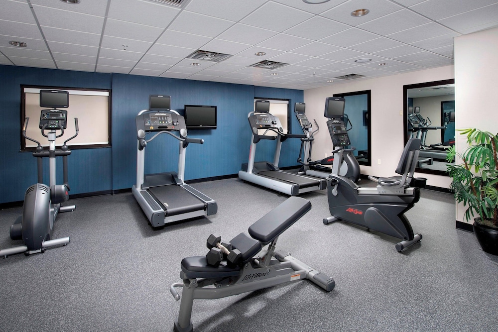Fairfield Inn & Suites by Marriott Miami Airport South - photo 16