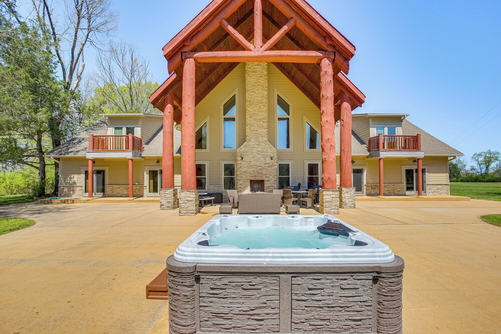 Spacious Group Getaway Near Cumberland River — Celina