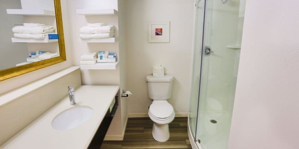 Hampton Inn & Suites Nashville Airport - photo 25