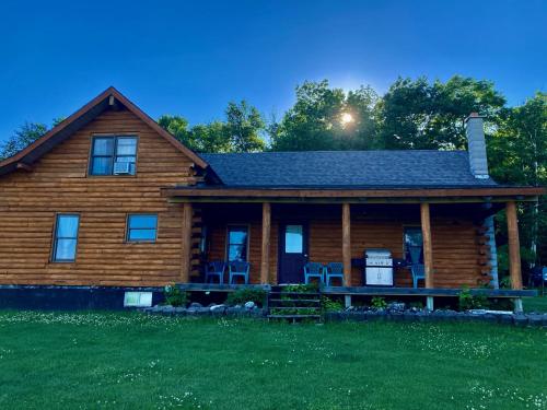 Garden Grove Retreat & Lodging near Pictured Rocks Fayette Trails - photo 11