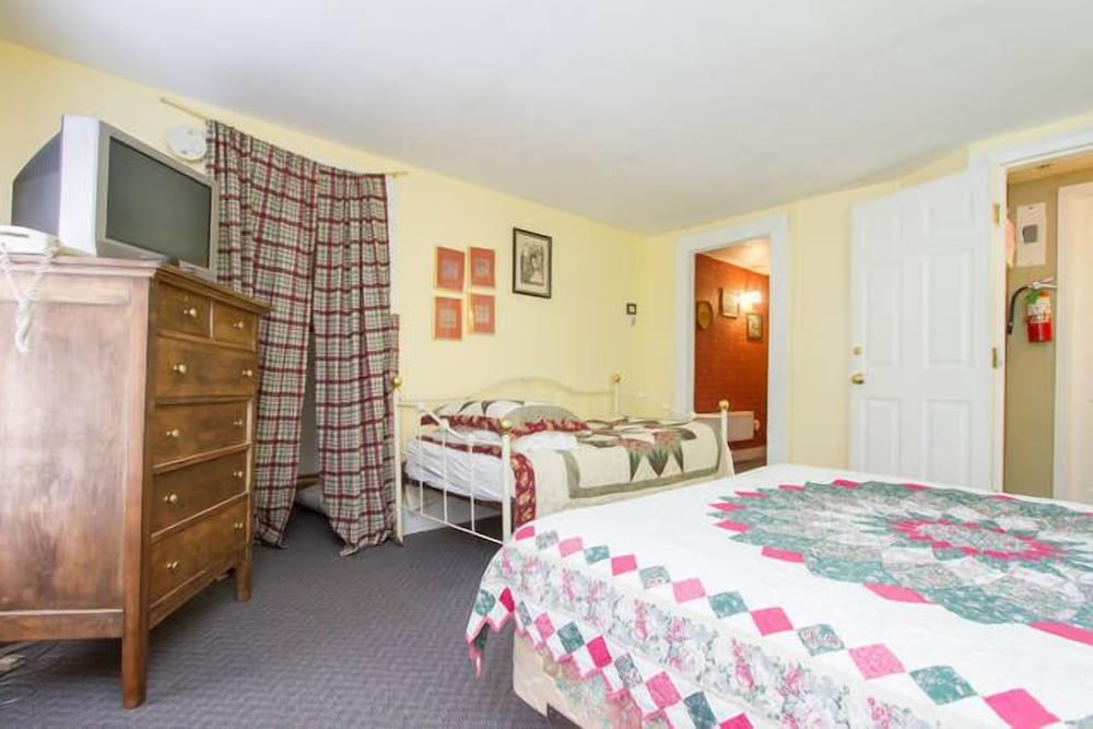 Salt Ash Inn - photo 89