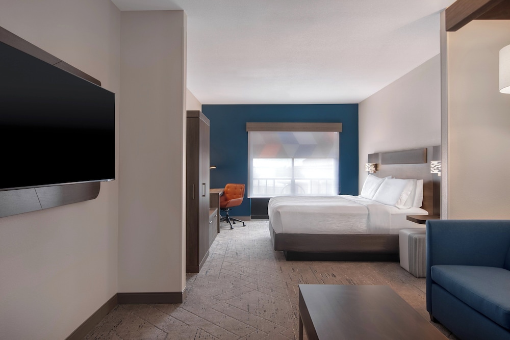 Holiday Inn Express Hotel & Suites Prattville South by IHG - photo 6