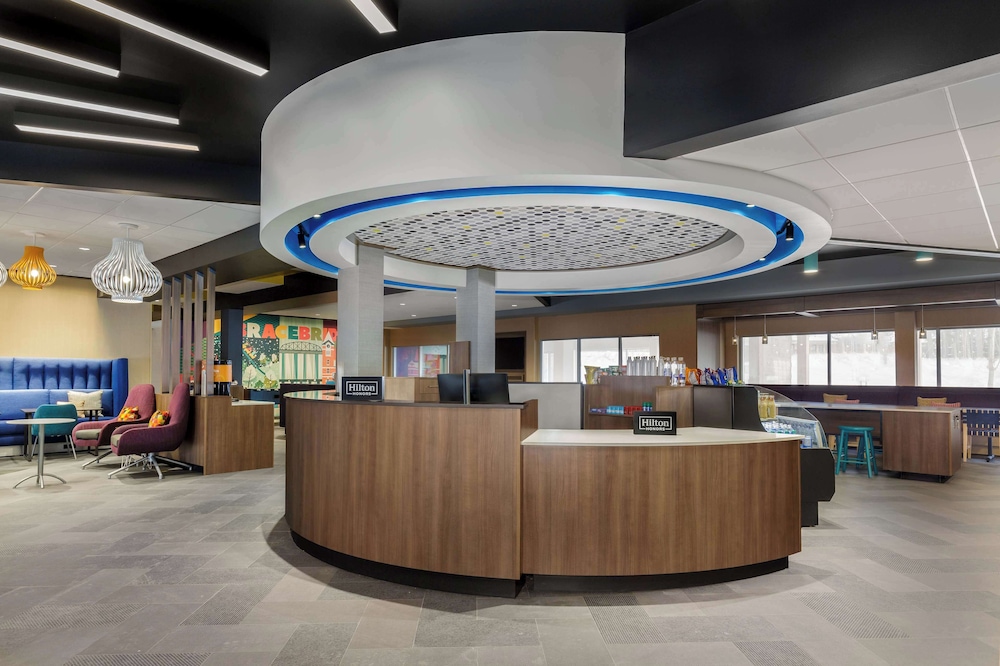 Tru By Hilton Bracebridge On — Bracebridge — photo 5