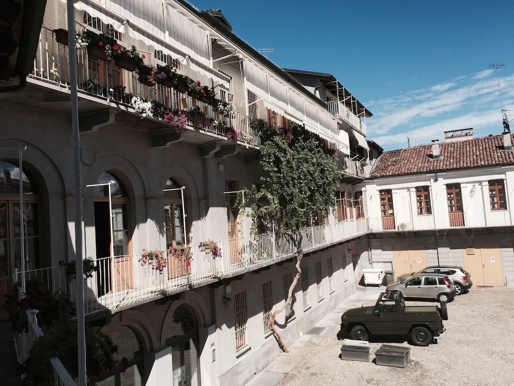 Albergo San Lorenzo — hotel in Alba