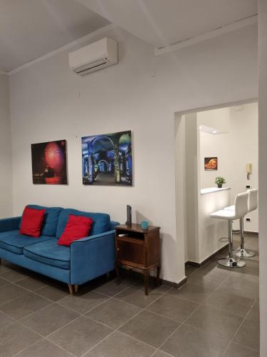 Napoli Sottosopra Chiaia — 4-Star Luxury Hotel in Naples, Italy