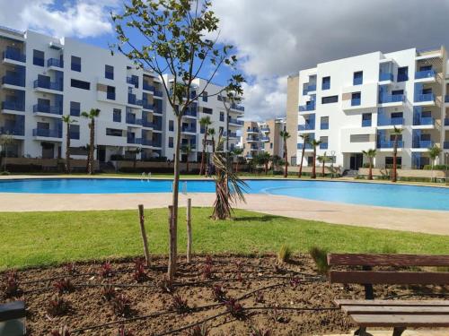 Appartement costamar à 200m de la plage — 4-Star Luxury Hotel in Martil, Morocco