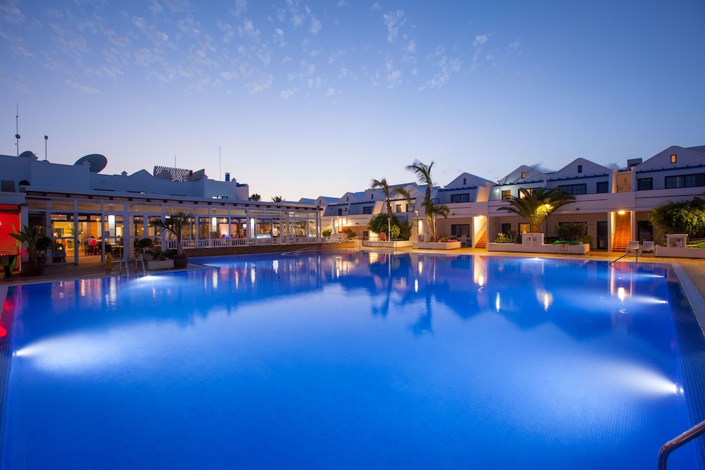 Apartamentos Cinco Plazas