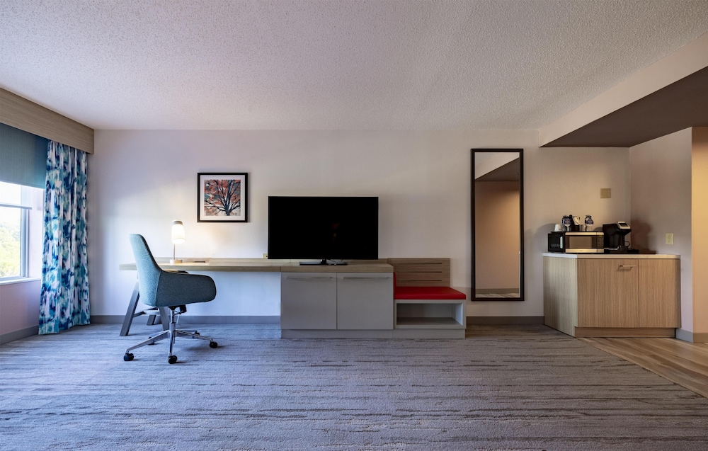 Hilton Garden Inn Albany - photo 13