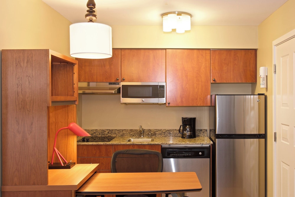 TownePlace Suites by Marriott Seattle Everett Mukilteo - photo 9
