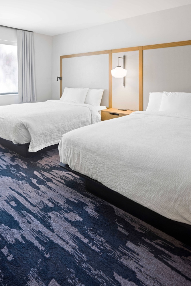 Fairfield Inn & Suites by Marriott San Diego Pacific Beach - photo 14