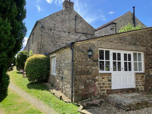 1 Swollowholm Cottage