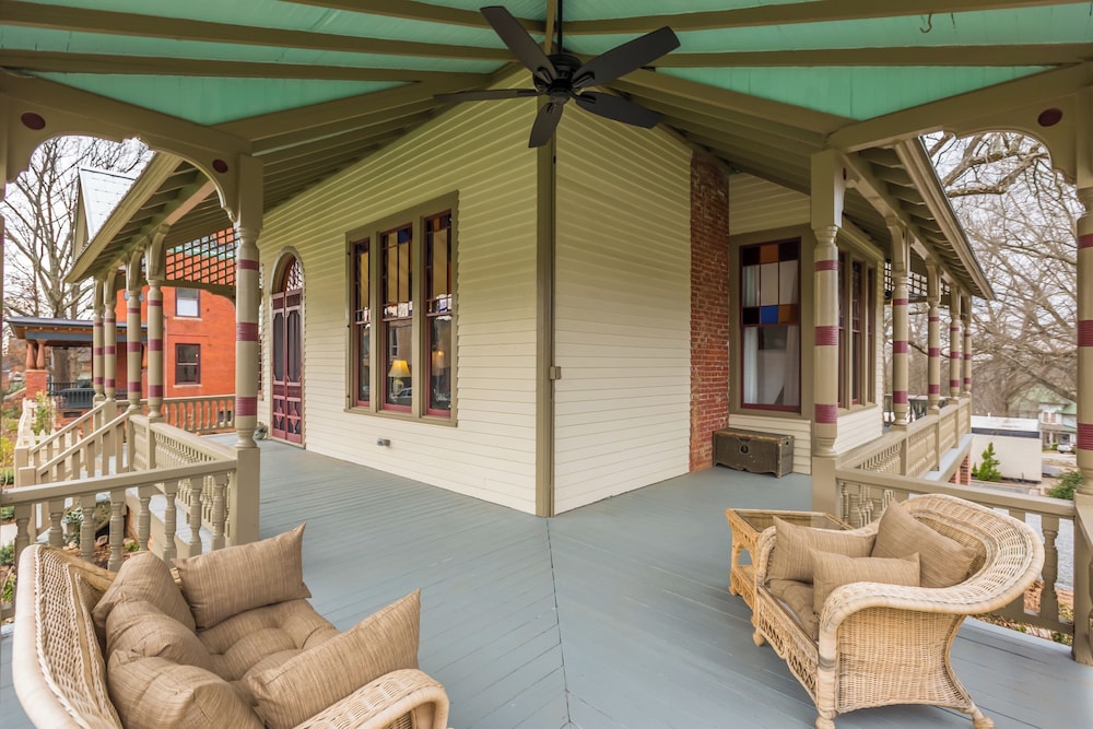 Summit Street Inns - photo 109
