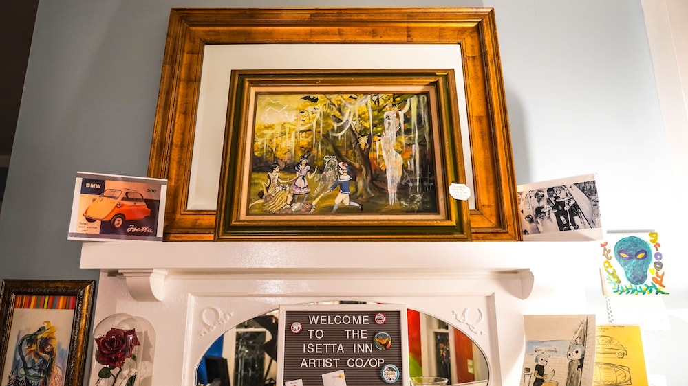 Isetta Inn - photo 4