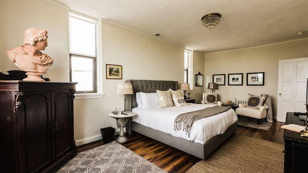 Piccadilly Penthouse - photo 2