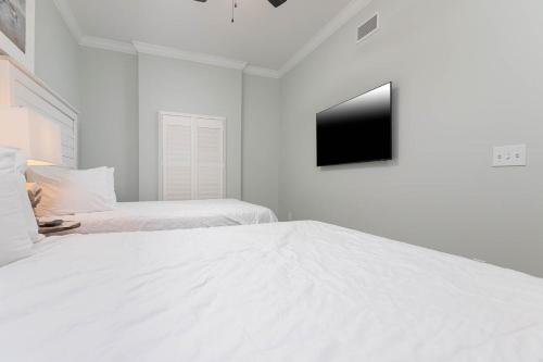 Phoenix Gulf Towers 704 condo - photo 16
